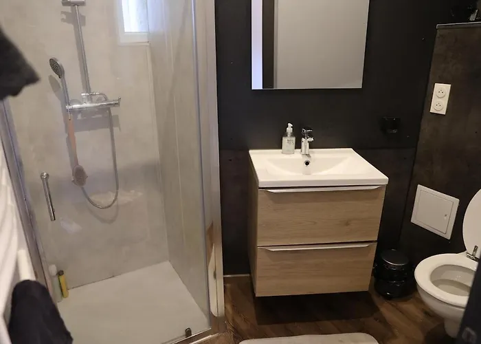 Апартаменты Charming App In Near Center, Neudorf Страсбург